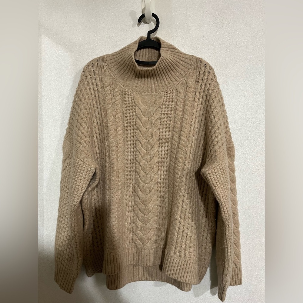 Nordstrom‘s CABLE KNIT turtleneck sweater XL wool blend